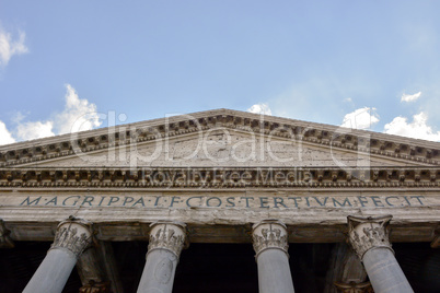 Roman Pantheon architrave