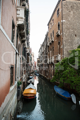 Beautiful photo canal of Venice , Italy .