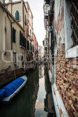 Beautiful photo canal of Venice , Italy .