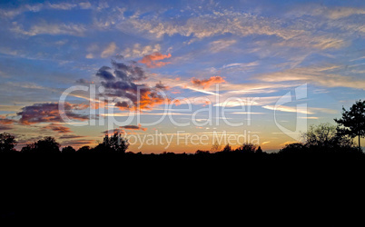 Wolkensymphonie beim Sonnenunterganh