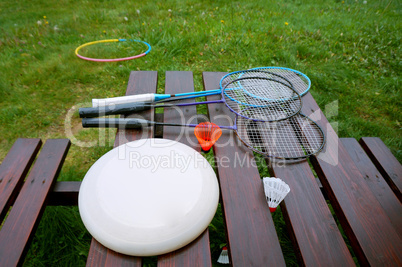 badminton racket equipment for camping, Frisbee, shuttlecock