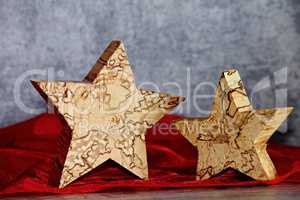 dekorative Sterne aus Holz