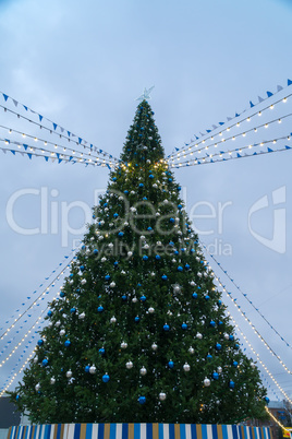 View of the main Christmas tree of the city.