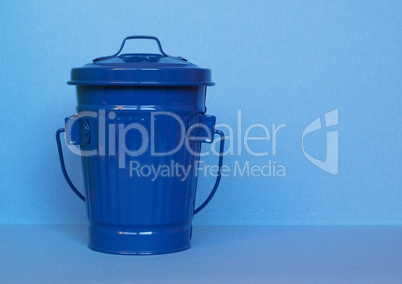 blue litter bin with copy space