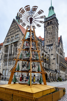Chemnitz Christmas market with pyramid