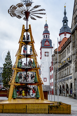 Chemnitz Christmas market with pyramid
