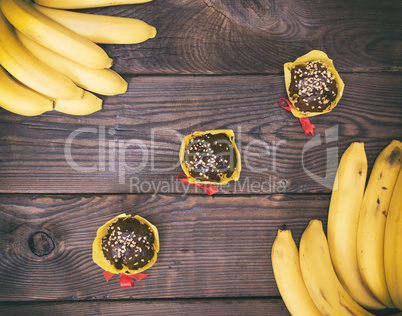 chocolate banana muffins