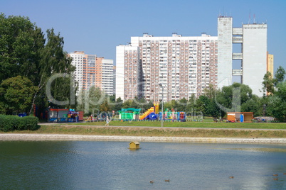 summer in city park