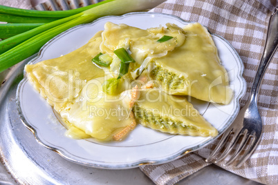 Swabian ravioli gratinated with cheese