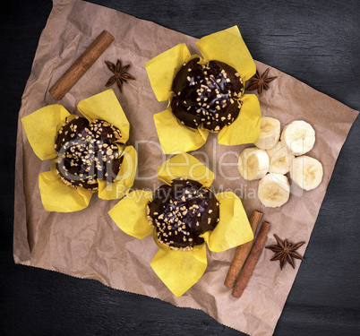 chocolate muffins with a banana