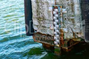 line to control the level of water in the reservoir, measuring and monitoring the water level in the river