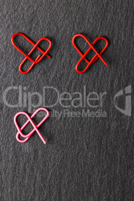 Color clips heart-shaped.