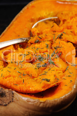 Baked pumpkin with thyme