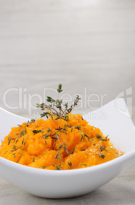 Baked pumpkin with thyme