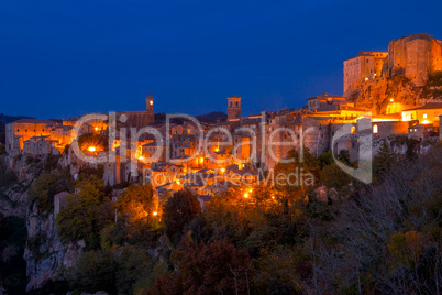 Night over the Autumn Sorano