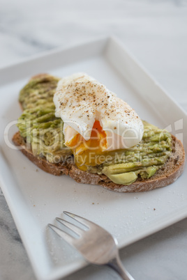 Avocado Brot