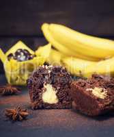 banana chocolate cupcakes with a filling