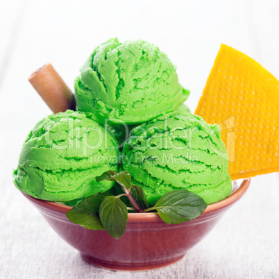 green ice cream