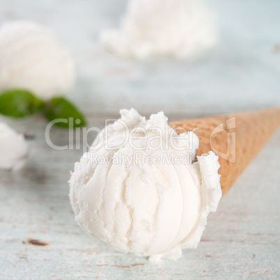 Vanilla ice cream cone