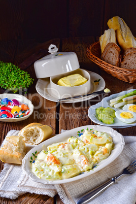 Rustic spring egg salad with leek