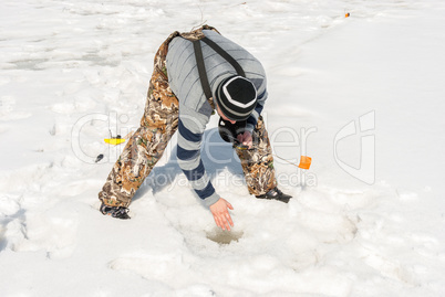 winter fishing