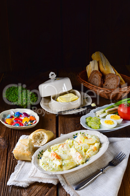 Rustic spring egg salad with leek