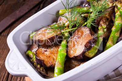 Eggplant casserole with green asparagus