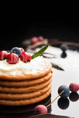 Cookies with cream cheese and blueberries