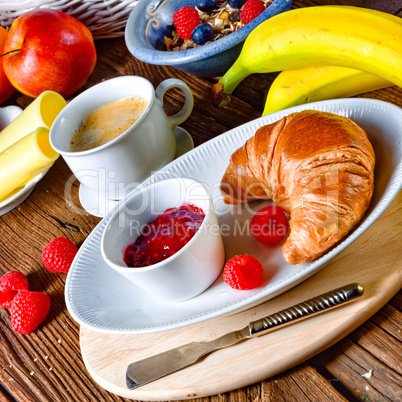 delicious croissant breakfast