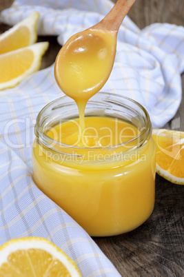 lemon kurd - custard on fruit juice