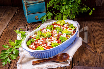 Pasta casserole with chorizo ??sausage and broccoli