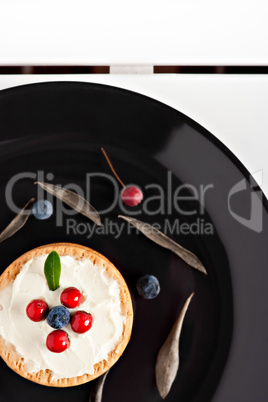 Cookies with cream cheese and blueberries