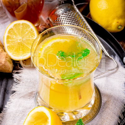 ginger lemonade with honey and lemons