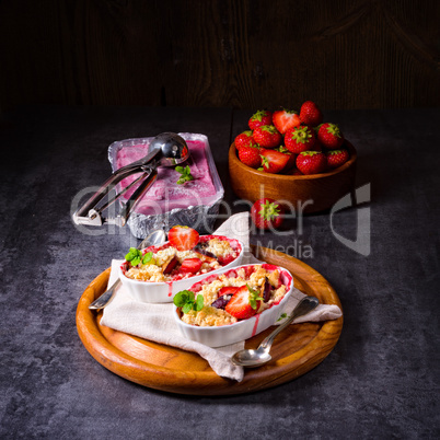 strawberry tart with vanilla pudding and ice cream