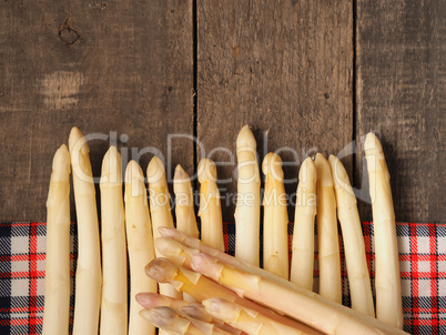 Fresh organic white asparagus