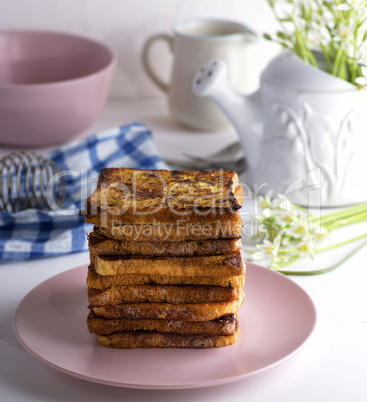 fried square pieces of white bread