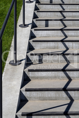 schatten auf der treppe