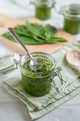 Pesto