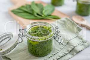 Pesto