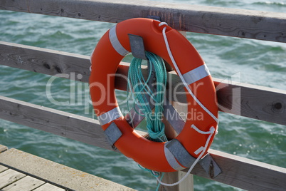 Rettungsring an der Seebrücke Wustrow