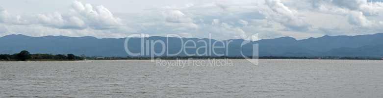 Visit to the phayao reservoir in thailand