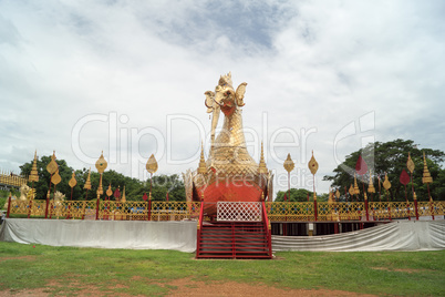 lying buddha in a newly built temple