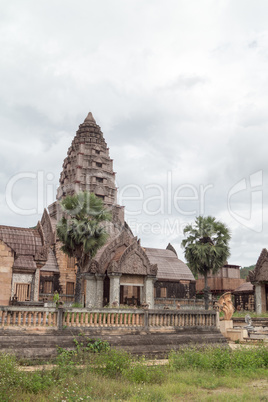 Thaweesin Chiang Rai, hotel Ruin Khmer style