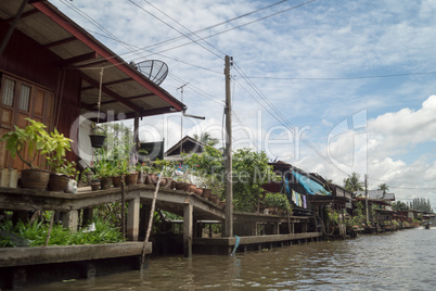 Round trip thailand july 2017 - Boat trip swimming market in Dam