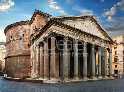 Ancient building of Rome