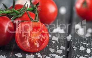 Sliced cherry tomato and salt