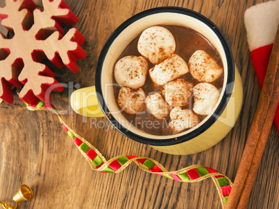 Hot chocolate with marshmallows and cinnamon