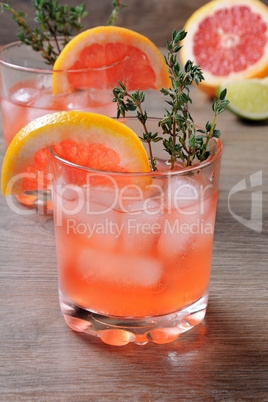 This Grapefruit and Thyme Bourbon