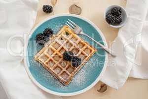 Waffeln mit Beeren