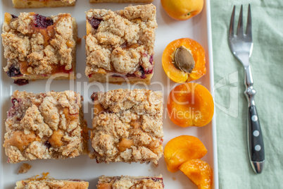 Aprikosen Streusel Kuchen